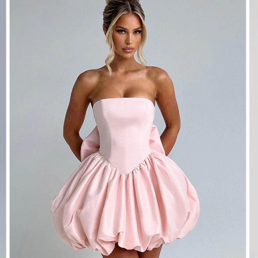 Elegant Pink Strapless Dress - Picture 5 of 11